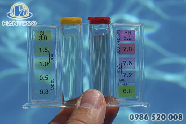 cách xử lý nước hồ bơi bằng dụng cụ test